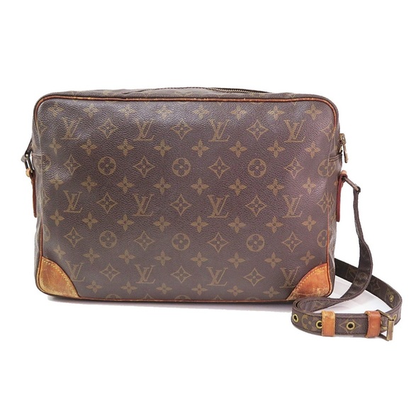 Louis Vuitton Men's Brown Monogram Messenger Bag - Picture 3 of 16